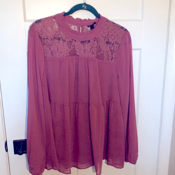 NWT Torrid Lace with Chiffon Overlay Blouse Size 0 (L12) - Picture 1 of 15